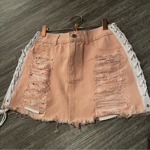 Skirts , shirts and pants for sell boutique shop on Instagram @stylebyyescca